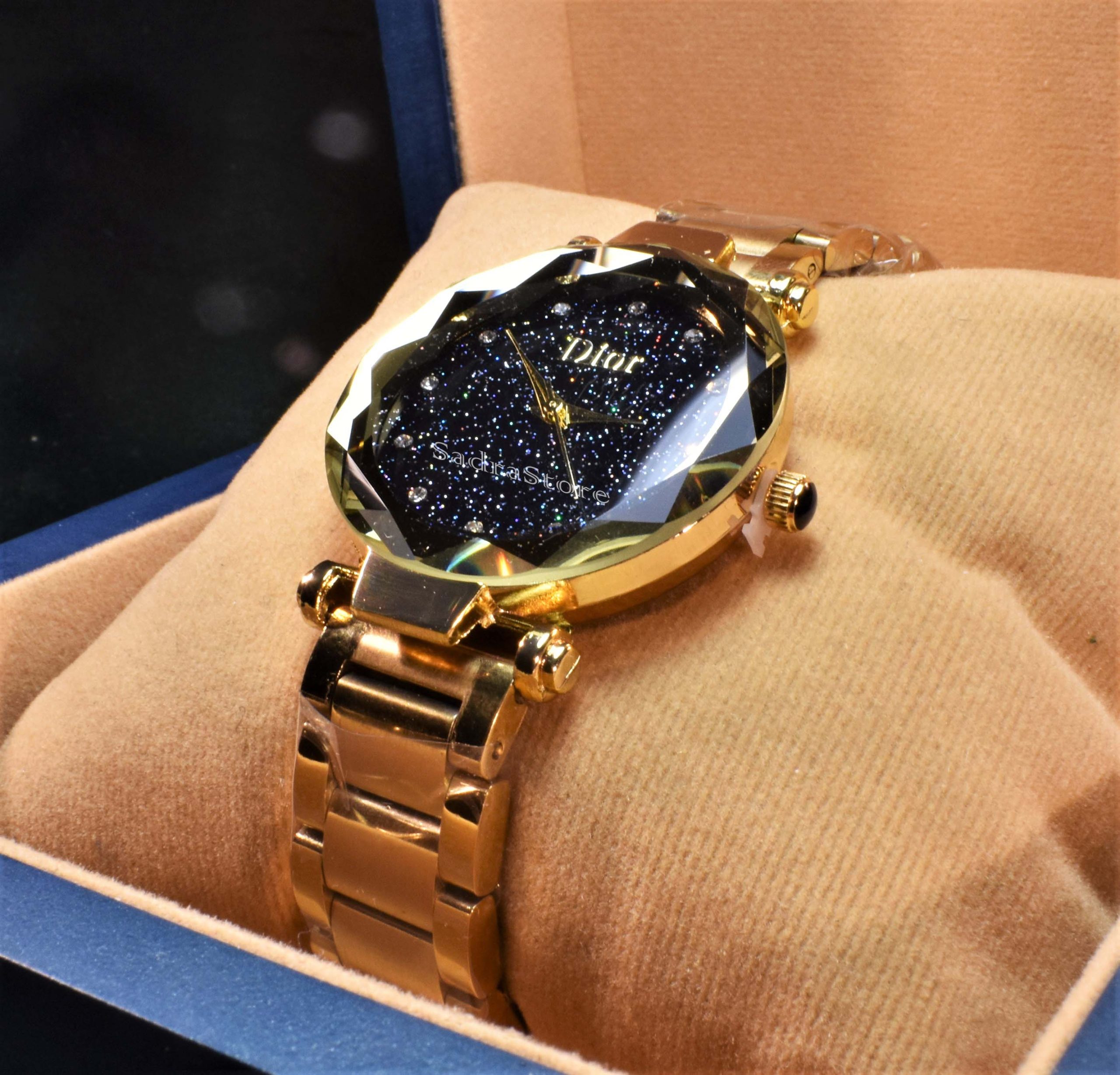Dior watch 1966 رنگ طلایی موتوراصل دیور زنانه موتورمیوتا ژاپن با صفحه اکلیل دار براق ،، بند فلزی رنگ ثابت ،، دور شیشه تراش خورده - Image 3