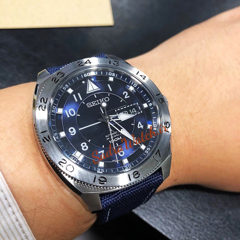 SEIKO5 A4 – 06J0 – 4R36A سیکو 5 اتوماتیک حرکتی * موتور سیکو 24 سنگ ساخت ژاپن ** فول استیل ** 2 تقویم با ایام هفته فارسی صفحه سرمه ای - Image 5
